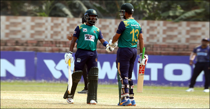 শেষ রাউন্ডের ম্যাচে শেখ জামালের কাছে হারলো মাশরাফির রূপগঞ্জ