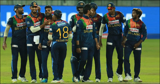 অস্ট্রেলিয়া সিরিজে শ্রীলঙ্কা দলে মেন্ডিস-গুণাথিলাকা