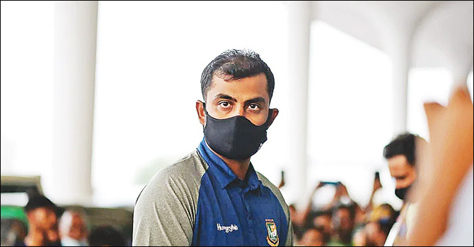 পাড়ার খেলা নয়, যে যোগ্য সে একাদশে থাকবে: তামিম