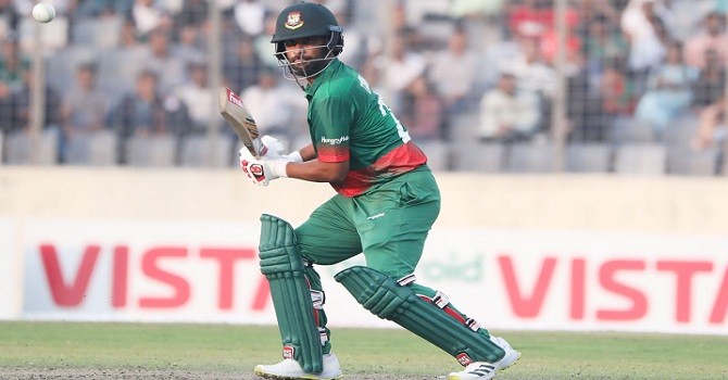 ‘দলে কেউই ‌অটো চয়েজ না’