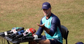 Siddons not likely in India series