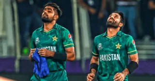 Azam, Rizwan left out of Pakistan's Asia Cup squad
